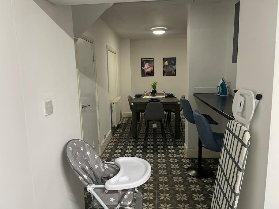 30 Percent Off Weekly Stays - 6 Bedroom House - 11 Beds Blackpool Buitenkant foto