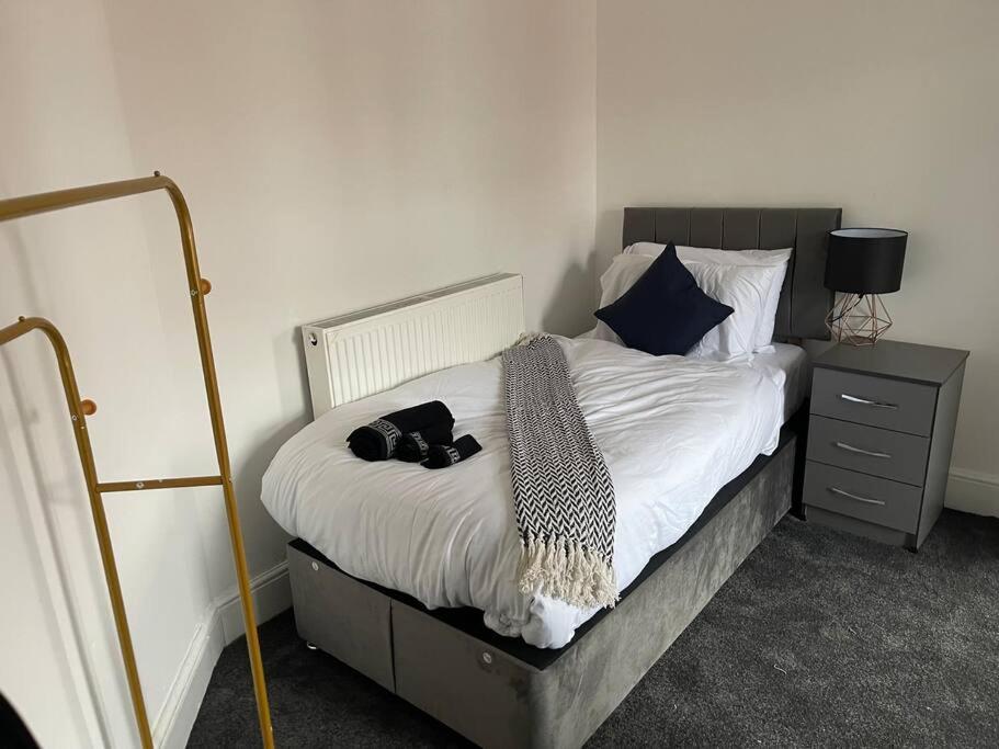 30 Percent Off Weekly Stays - 6 Bedroom House - 11 Beds Blackpool Buitenkant foto